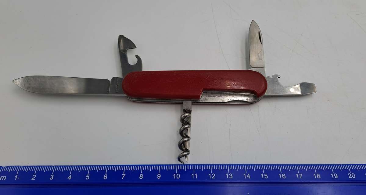 Pre_Owned Victorinox Economy Swiss Made Pocket Knife /Multitool