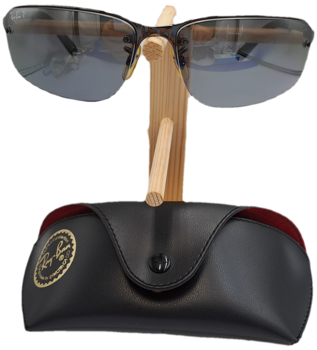 Pre-Owned Ray-Ban  RB 3239 004/82 - 62-15 Sunglasses 100% UV Protection Polarized with Case