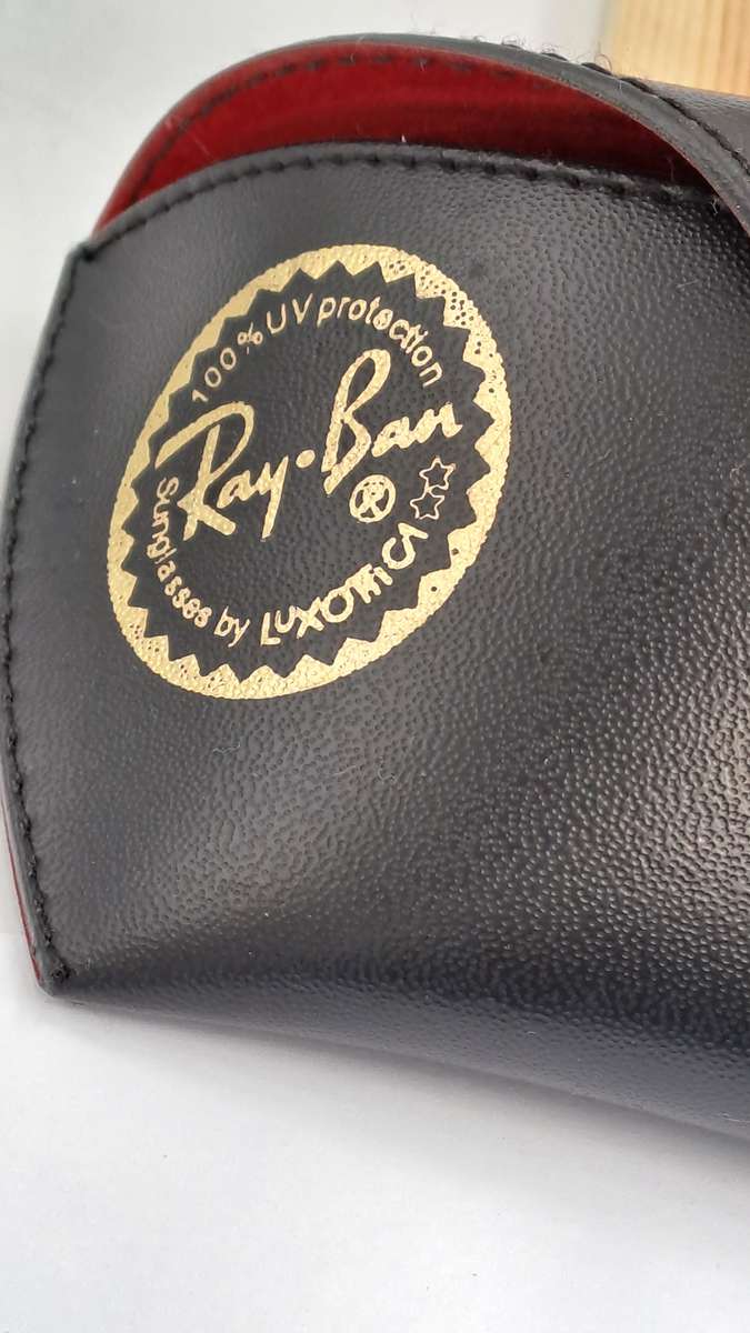 Pre-Owned Ray-Ban  RB 3239 004/82 - 62-15 Sunglasses 100% UV Protection Polarized with Case