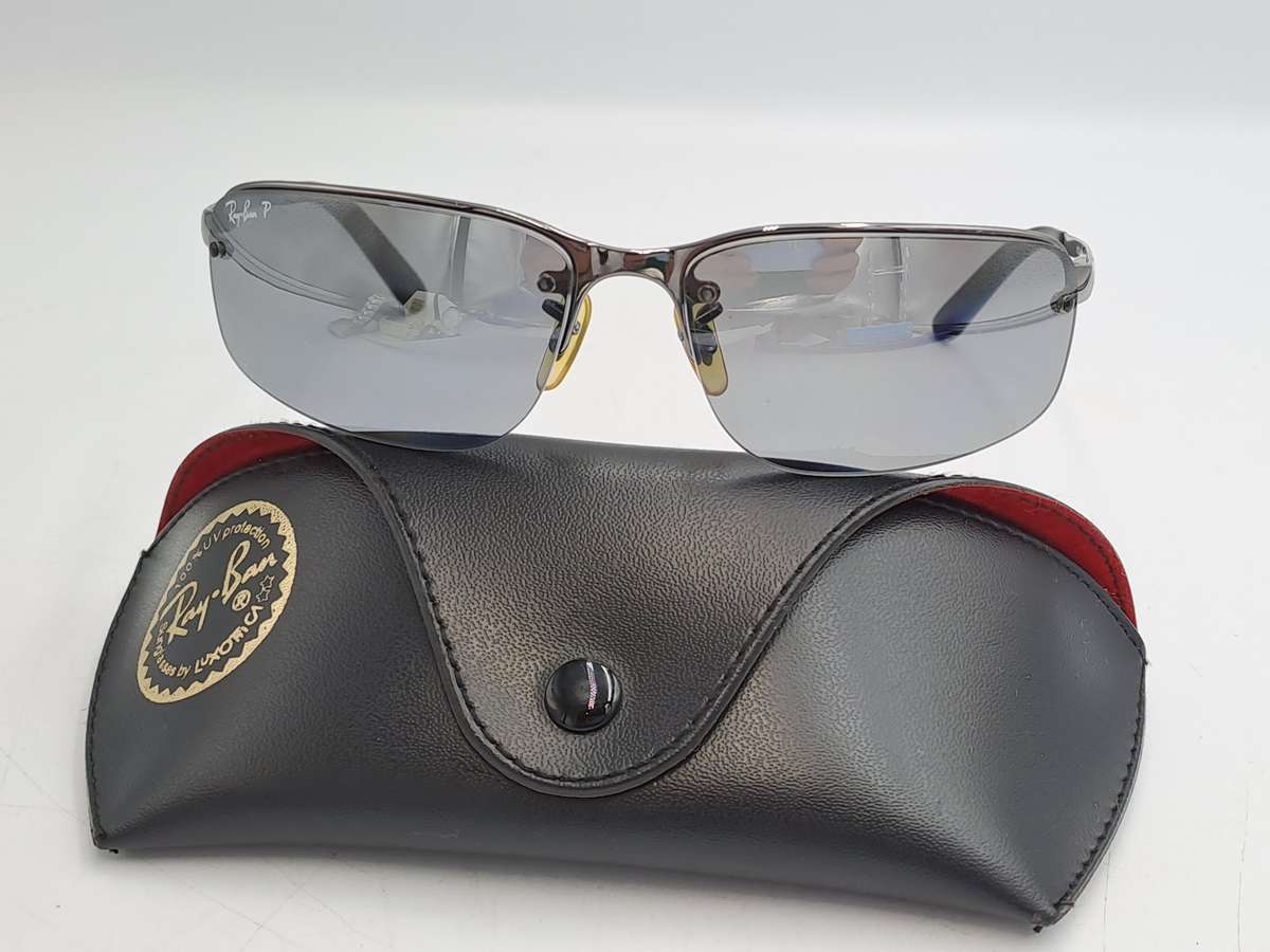 Pre-Owned Ray-Ban  RB 3239 004/82 - 62-15 Sunglasses 100% UV Protection Polarized with Case