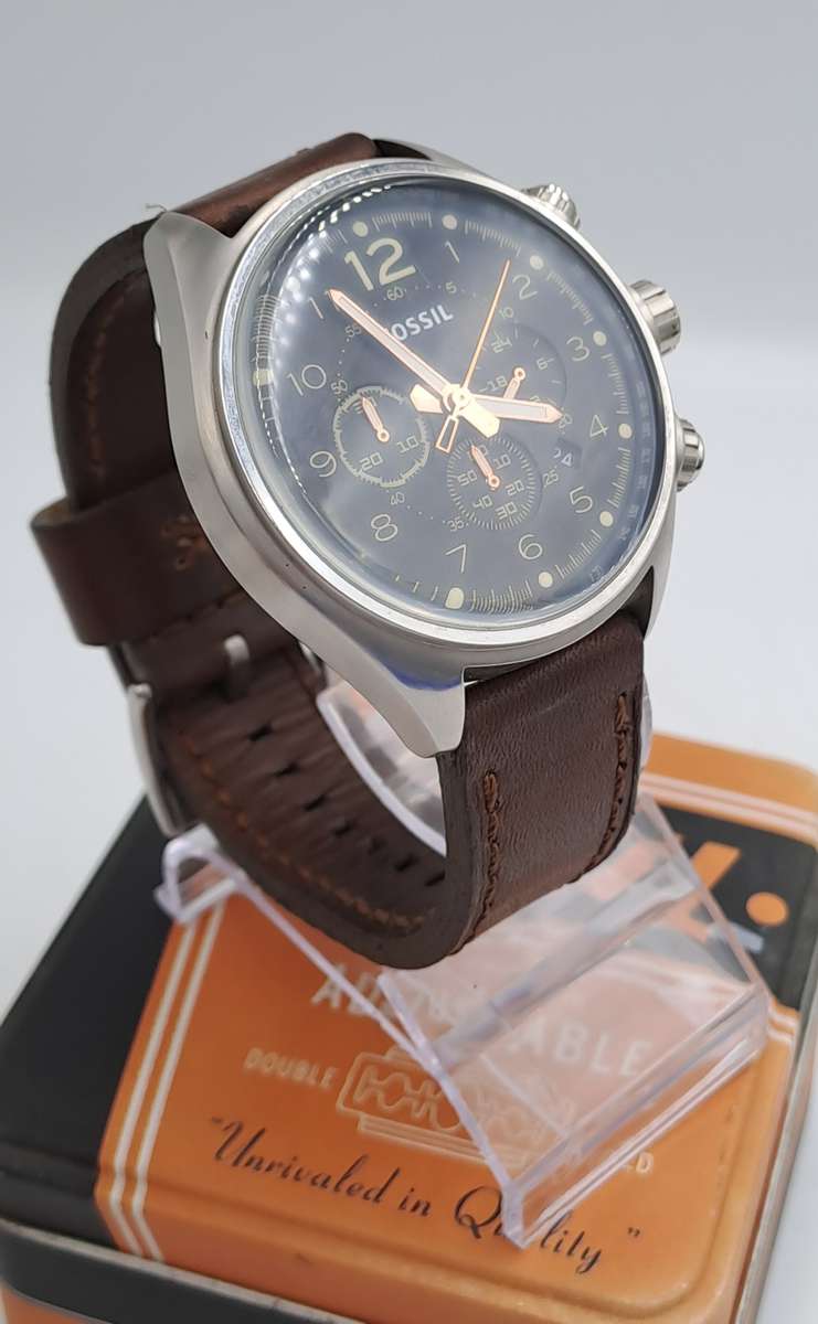 Pre-Owned Men's Fossil Watch with Leather Strap -Working