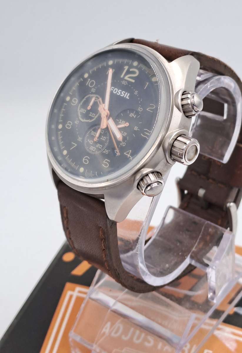 Pre-Owned Men's Fossil Watch with Leather Strap -Working