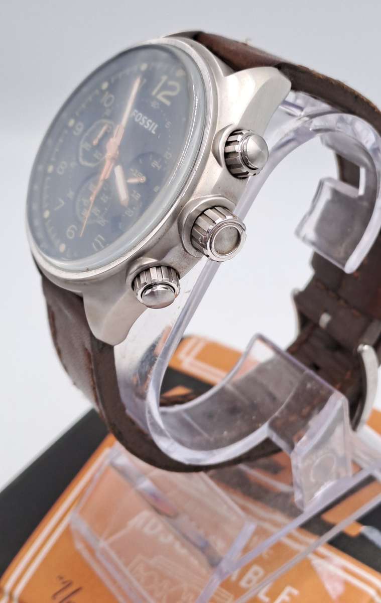Pre-Owned Men's Fossil Watch with Leather Strap -Working