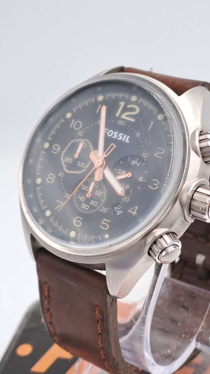 Pre-Owned Men's Fossil Watch with Leather Strap -Working