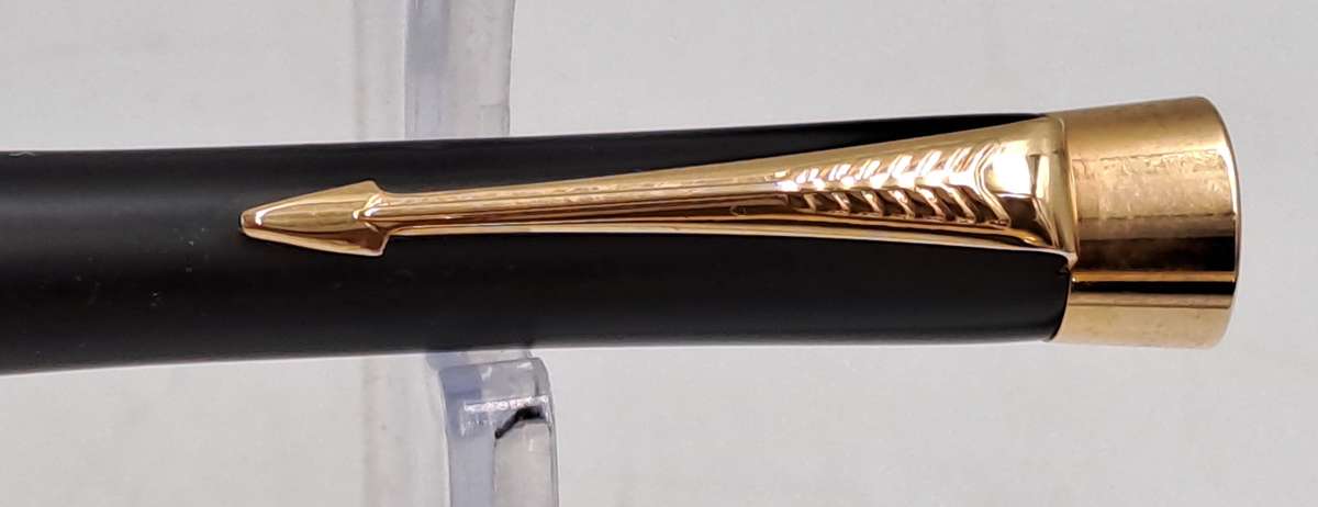 Parker Urban Twist Ballpoint Pen Muted Black and Gold trim in Metal parker Case