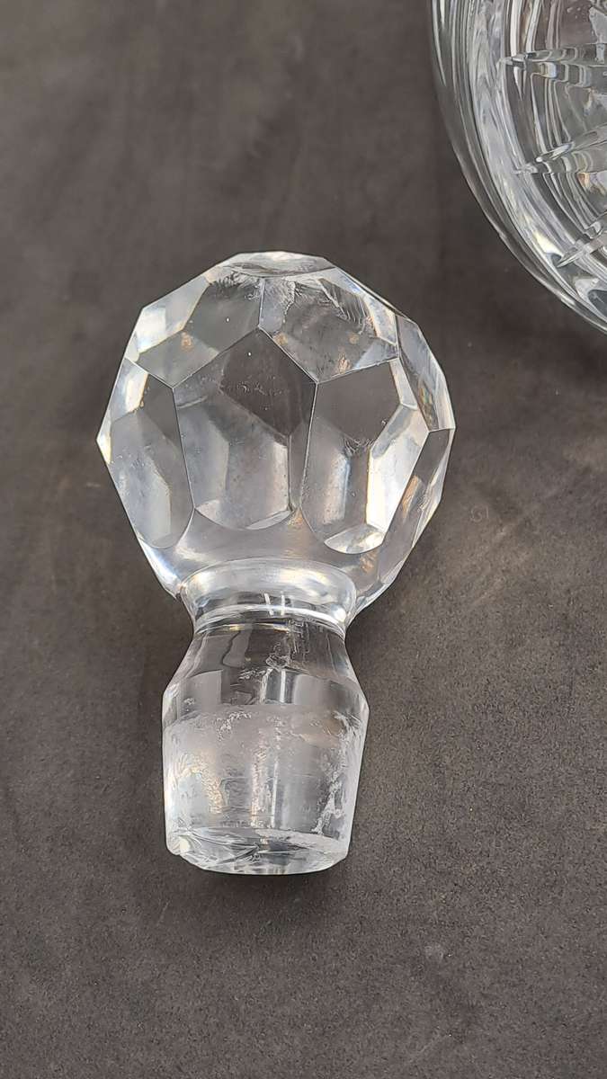Vintage Liqueur Crystal Gut Glass Decanter