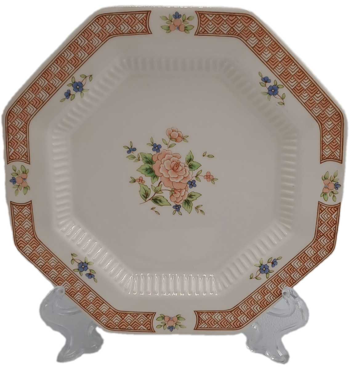 Discontinued 5 NIKKO Cameo Rose Plates -Classic Collection -Made in Japan (2 has tiny Chips )