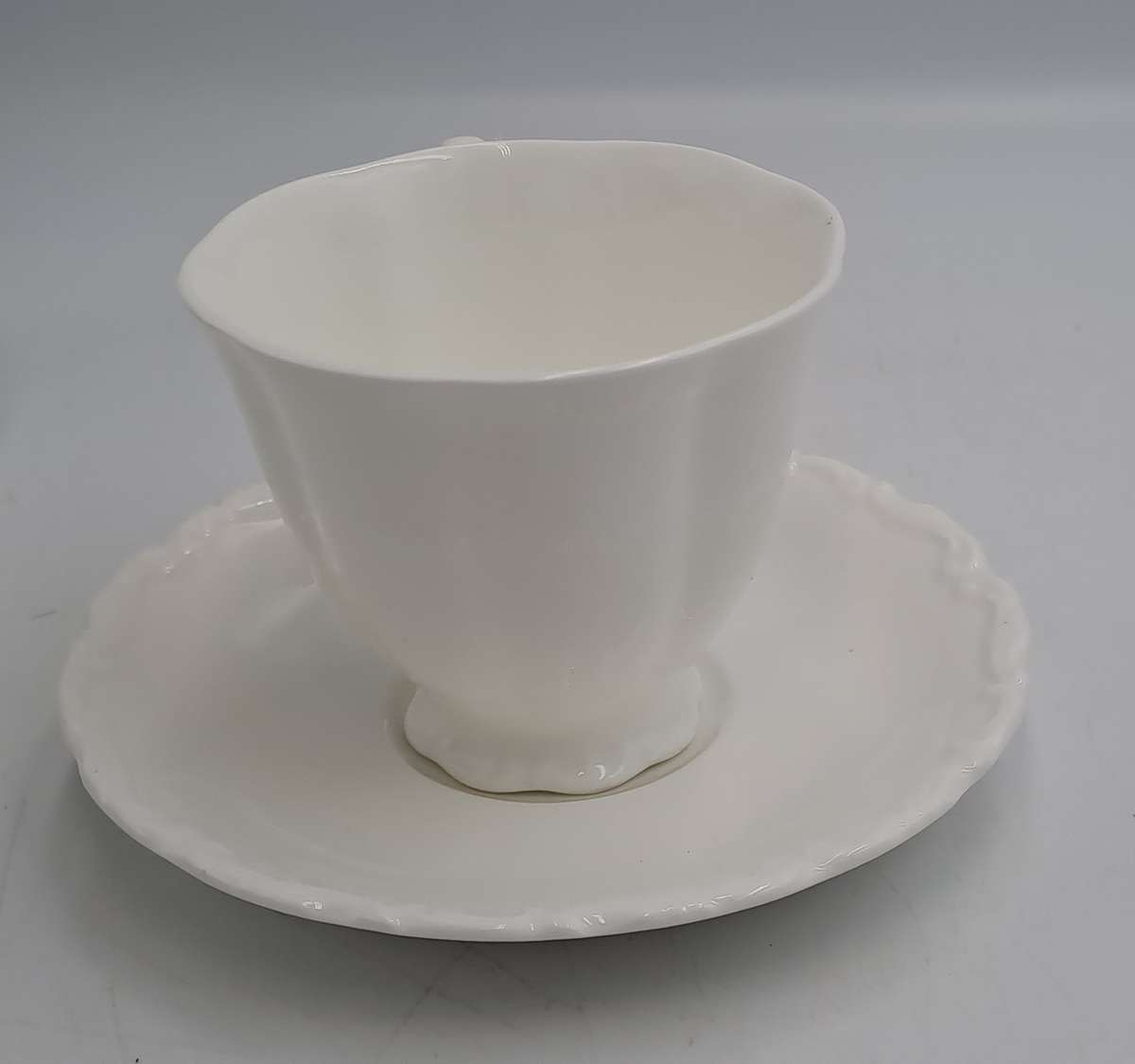 Vintage Royal Albert Gossamer Small Teapot with lid with 2 Duo's