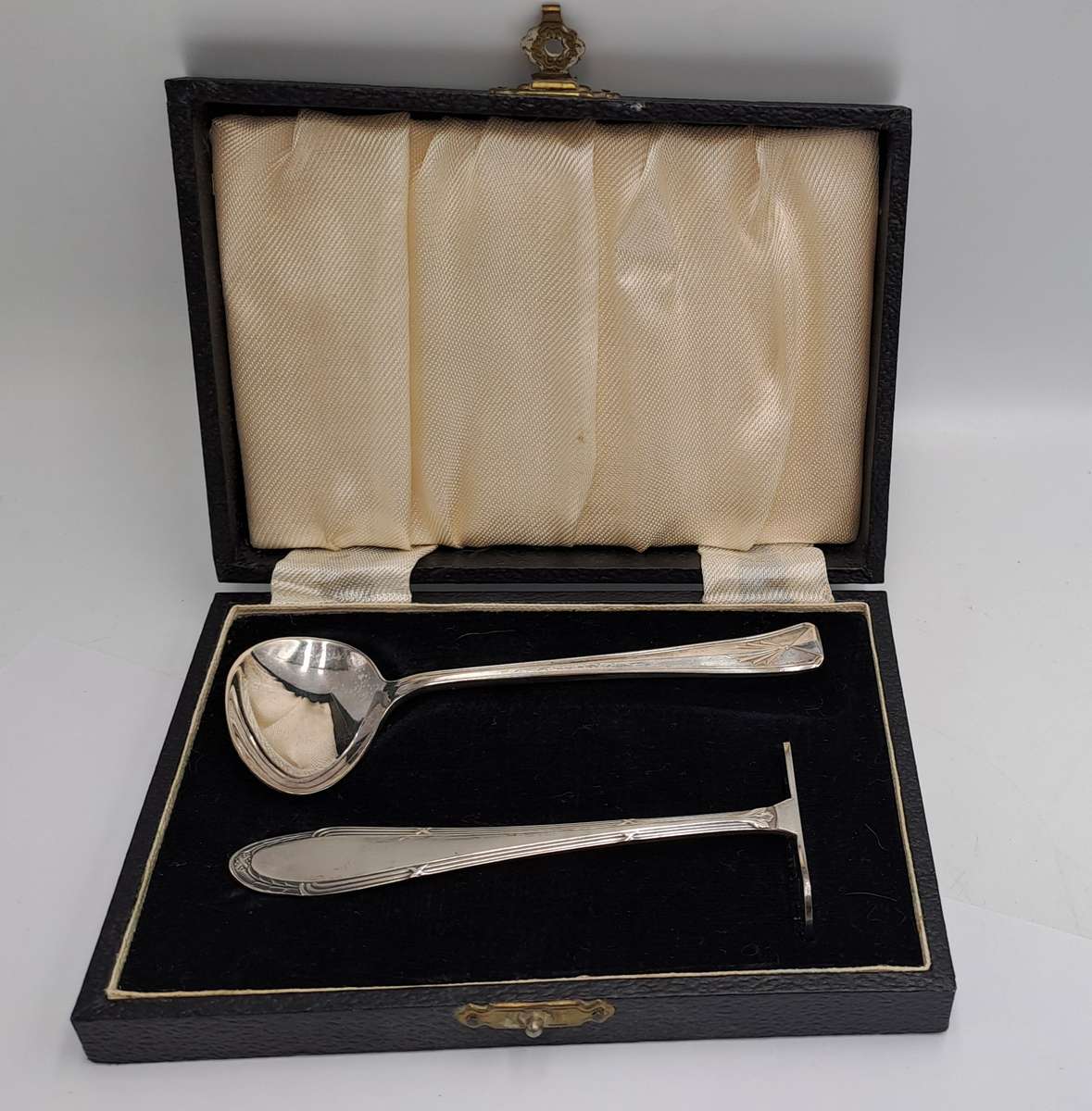 Antique German WMF 1/0 SILVER PLATED EPNS A1 BABY SPOON & PUSHER SET/ BABY FEEDING CUTLERY Boxed