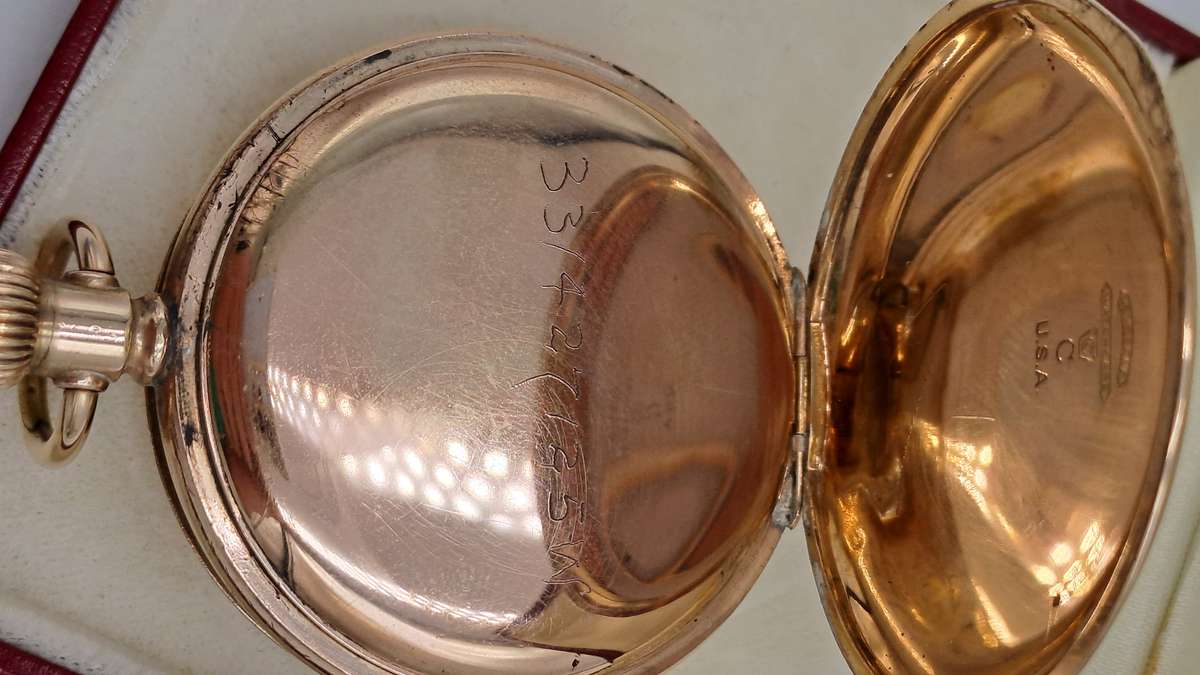 Antique 1920's U.S.A Elgin Pocket Watch in Gold Plated Keytone Case-Working -see condition