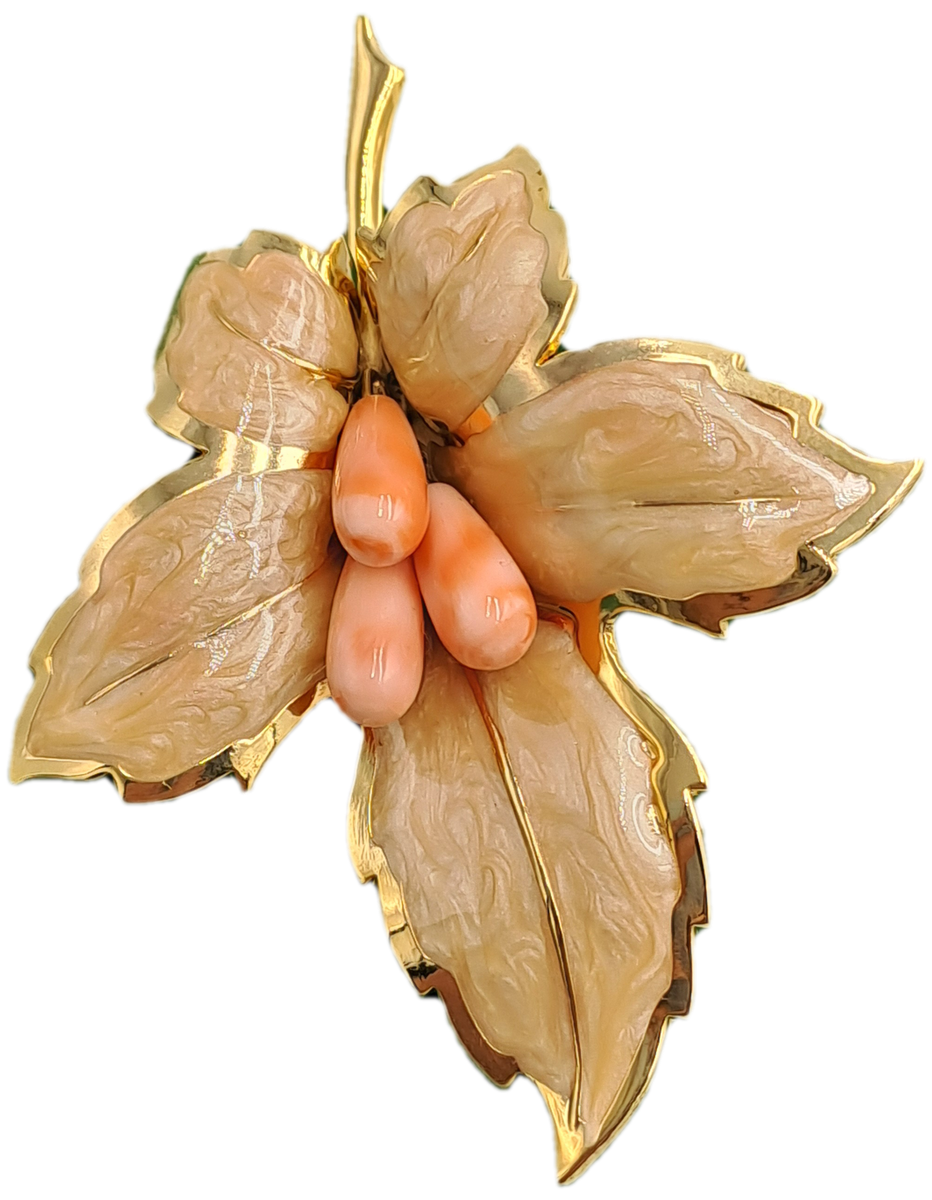 Vintage Gold Tone Pin Brooch Blush Pink Leaf -enamel