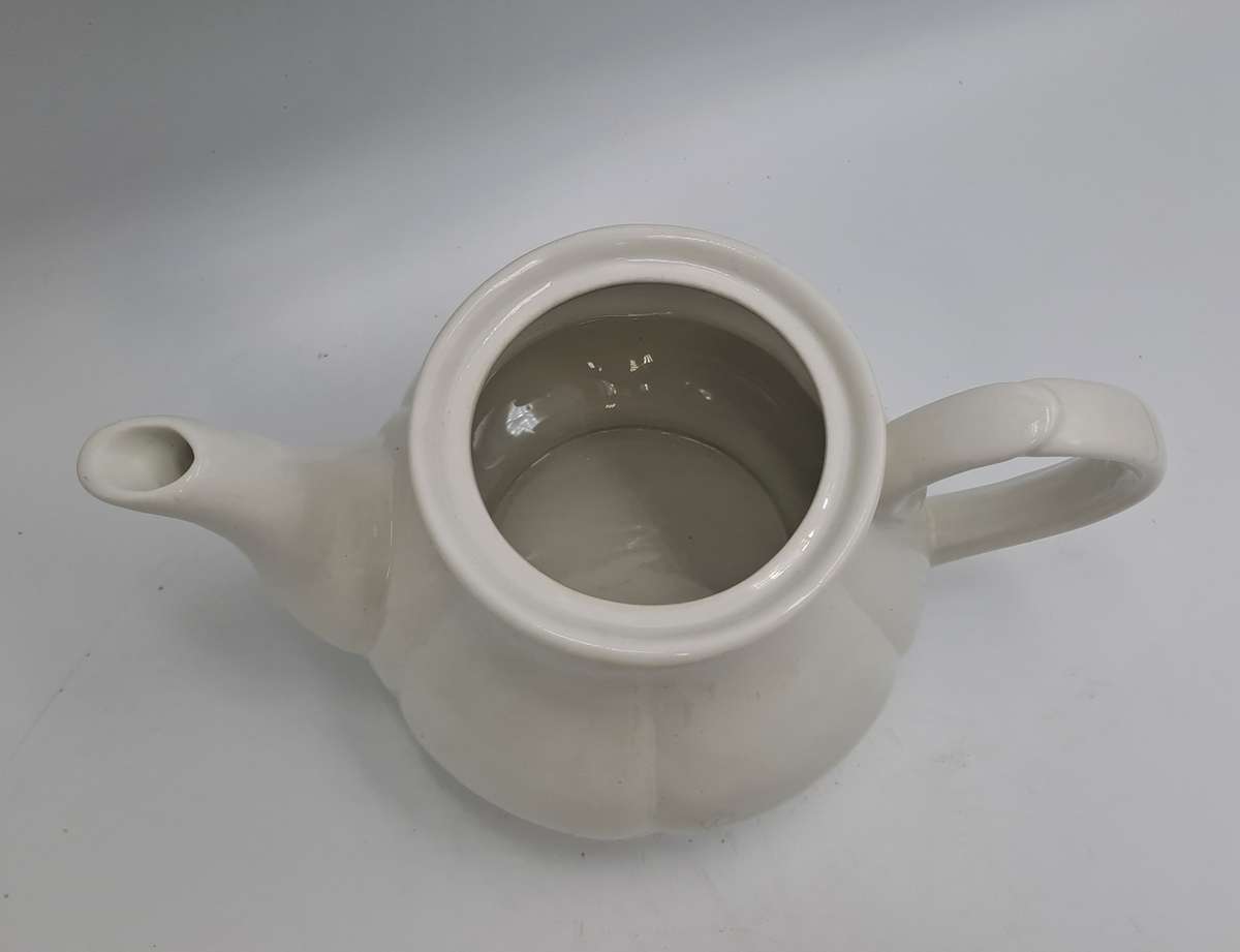 Vintage Churchill English Porcelain Tea Pot 600ml
