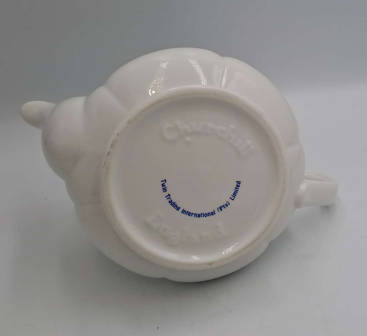 Vintage Churchill English Porcelain Tea Pot 600ml