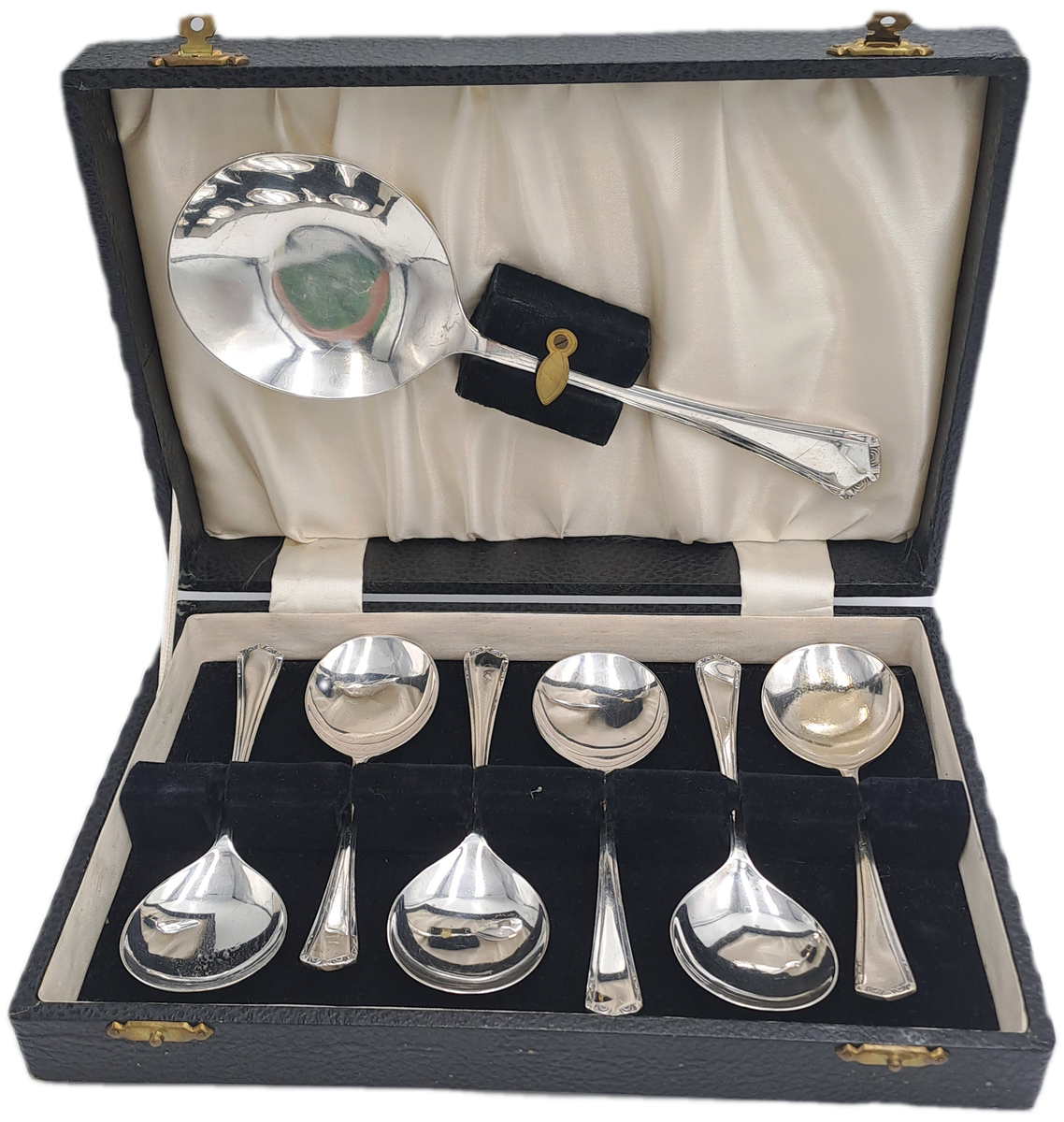 Vintage Sheffield cased silver dessert spoons with serving spoon, silver plated dessert set
