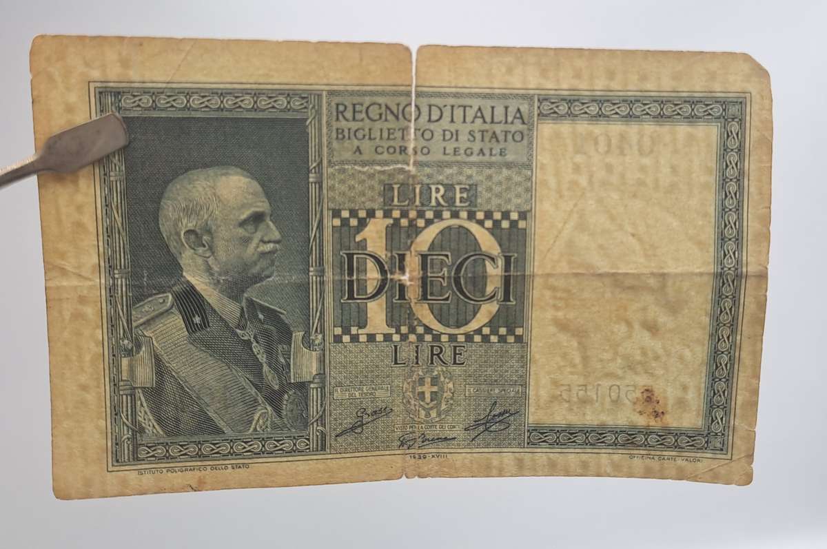 1935 Italy  10 Lire Bank Note -Circulated