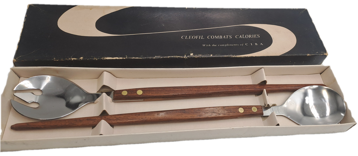 Vintage Salad serving set with wooden Handles -Boxed