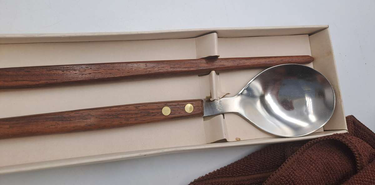 Vintage Salad serving set with wooden Handles -Boxed