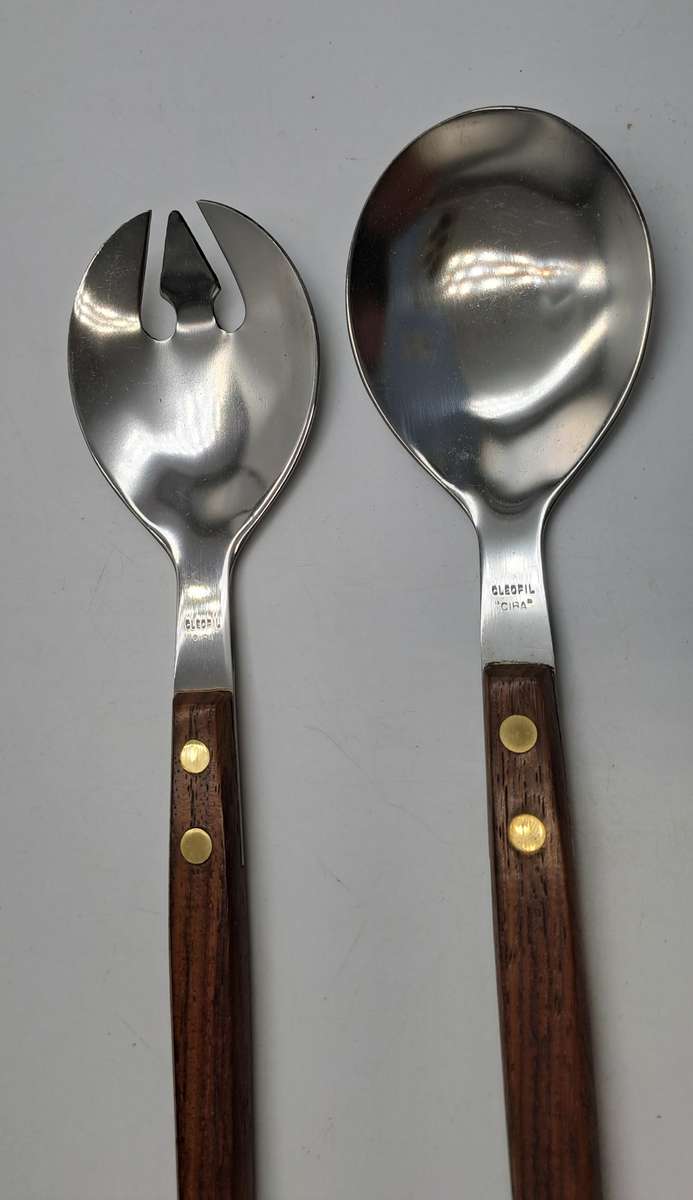 Vintage Salad serving set with wooden Handles -Boxed