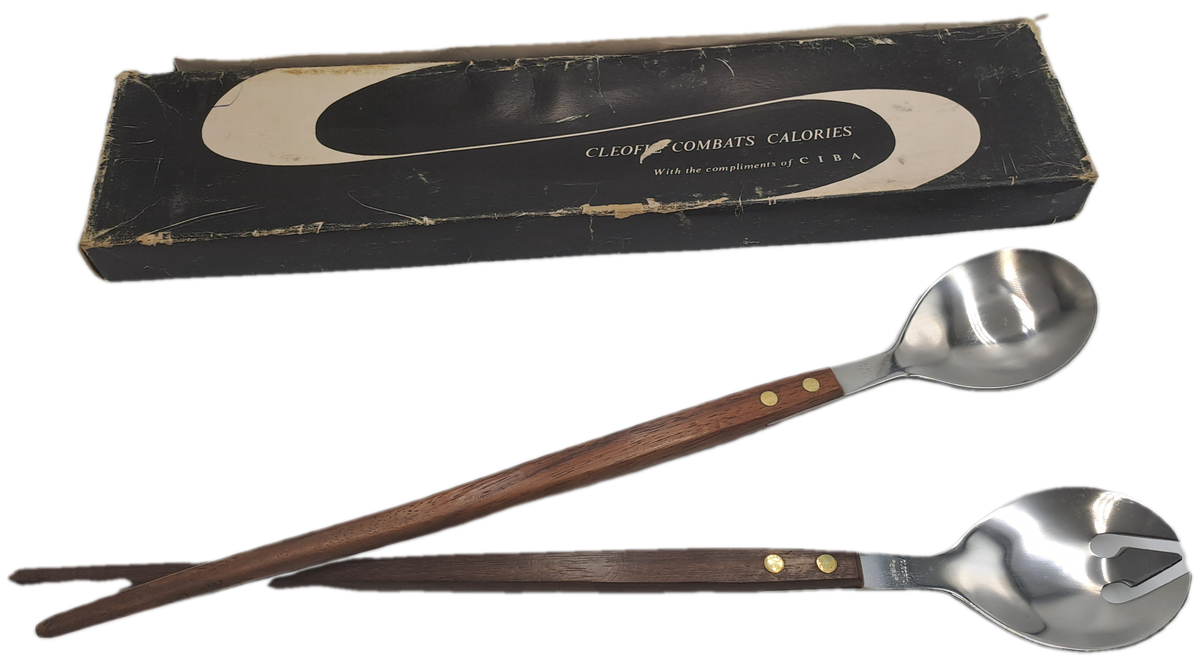 Vintage Salad serving set with wooden Handles -Boxed