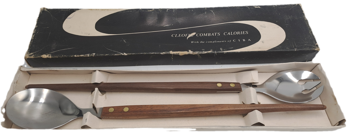Vintage Salad serving set with wooden Handles -Boxed
