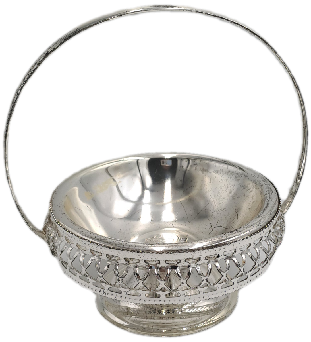 Silver Plated Bon Bon Dish with Handle 15,5cm x 12,5cm