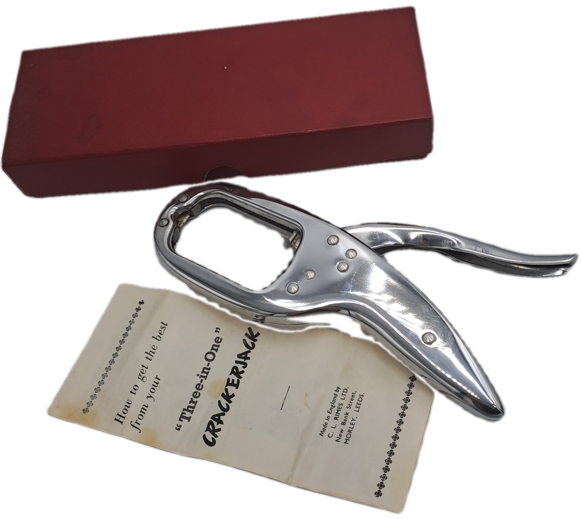 Vintage 1960 Three-in-One CRACKERJACK Nut-Ice-Crab-Lobster cracker -Made in England -Boxed -Unused