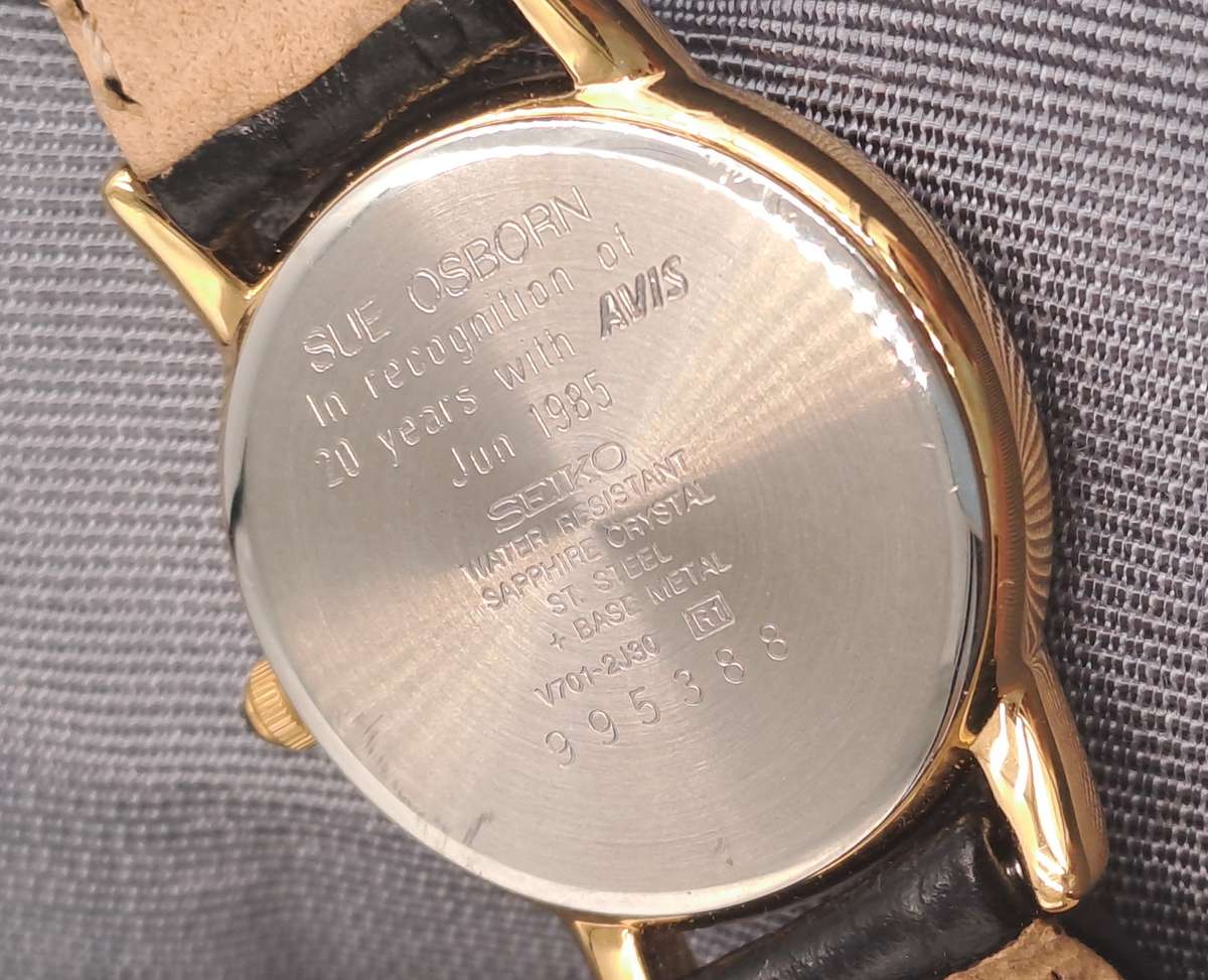 Pre-Owned Vintage 1980's Ladies Seiko Quartz V701-2J80 R1 Watch -Working