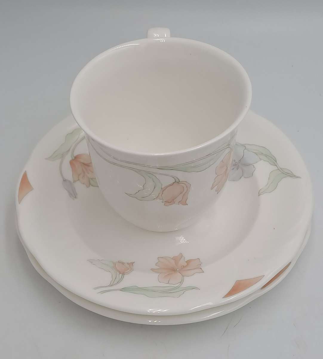 18pc Vintage 1986 Royal Albert Bone China Horizon FANTASIA 6 Tea Trio's (AS NEW IN Original BOX)