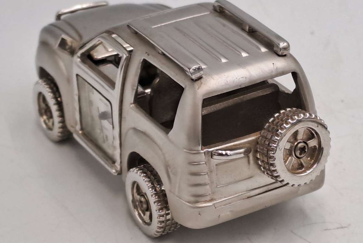 All metal Cosmo 201305 Table clock Jeep Model Quarts Watch-Paperweight