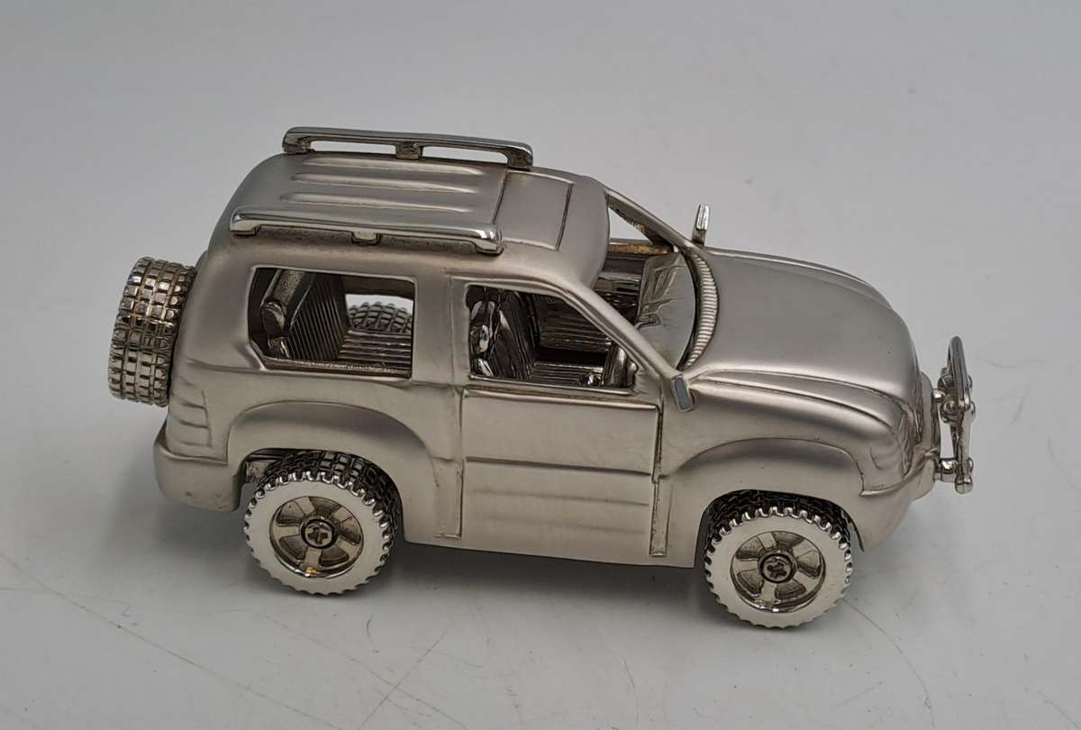 All metal Cosmo 201305 Table clock Jeep Model Quarts Watch-Paperweight