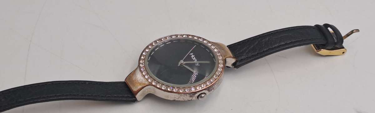 Pre-owned Honey Ladies Quartz watch -Working -