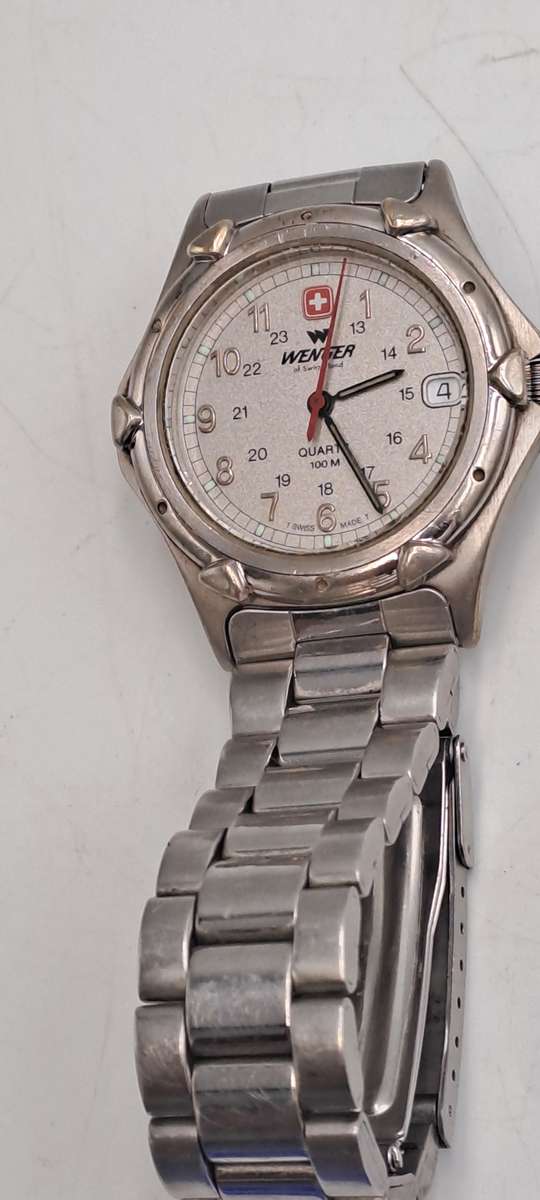 1980's Vintage Mens Swiss Army WENGER Quartz watch -Working