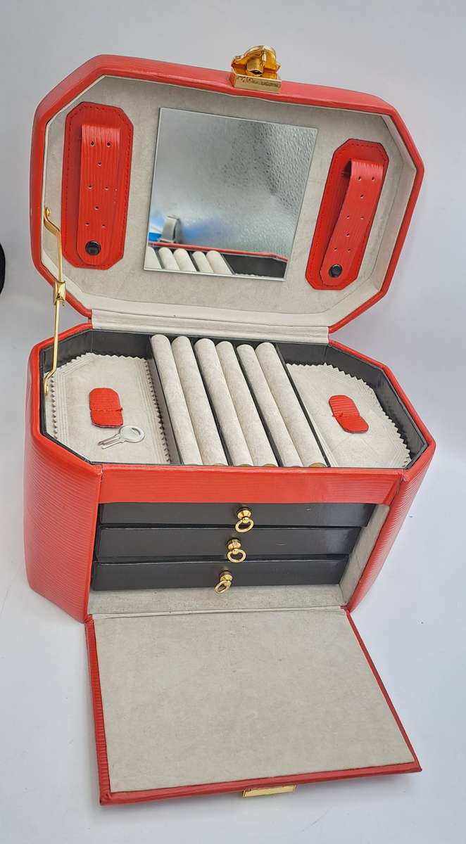 Portable Genuine Leather Jewelry box with Key -3 Draws