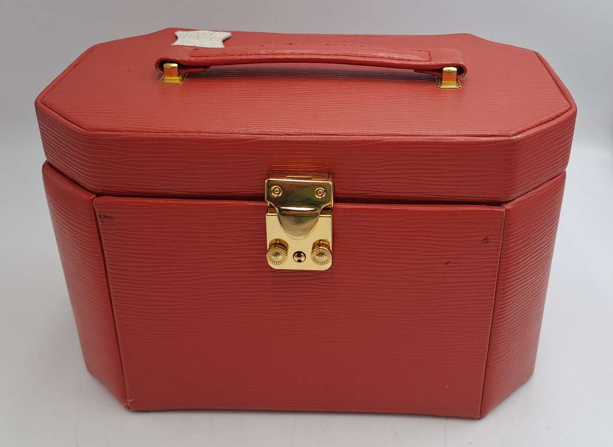 Portable Genuine Leather Jewelry box with Key -3 Draws