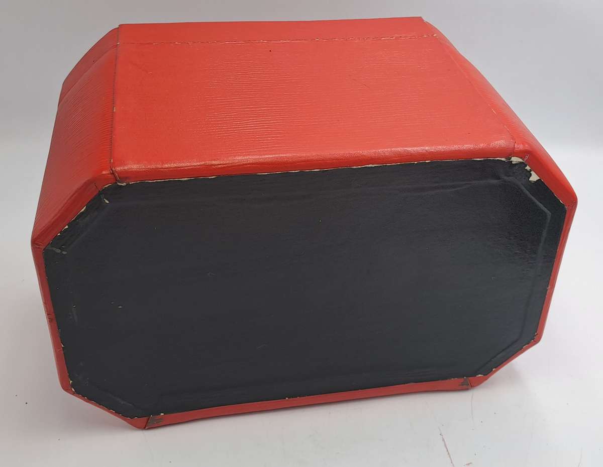 Portable Genuine Leather Jewelry box with Key -3 Draws