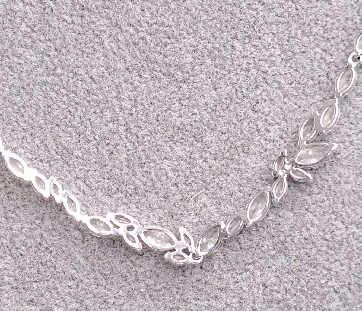 Swarovski Louison Crystal Necklace 44,5cm  -Boxed