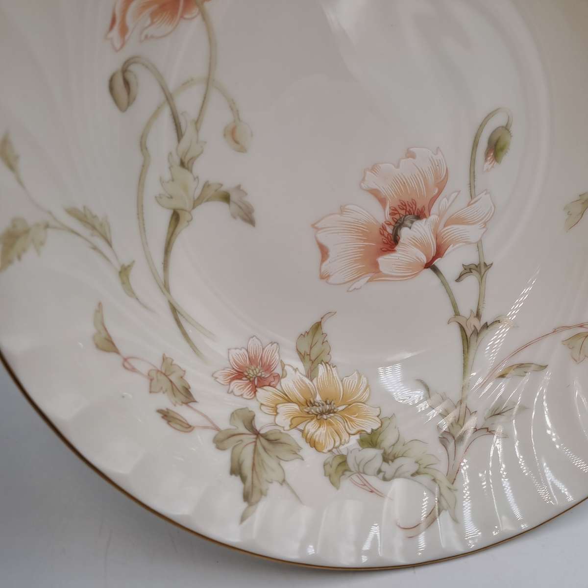 Vintage Gorham TRELLIS Fine China Large Bowl 24kt Gold Hand Banded Japan-Mint Condition-