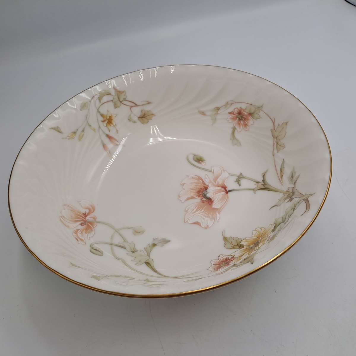 Vintage Gorham TRELLIS Fine China Large Bowl 24kt Gold Hand Banded Japan-Mint Condition-