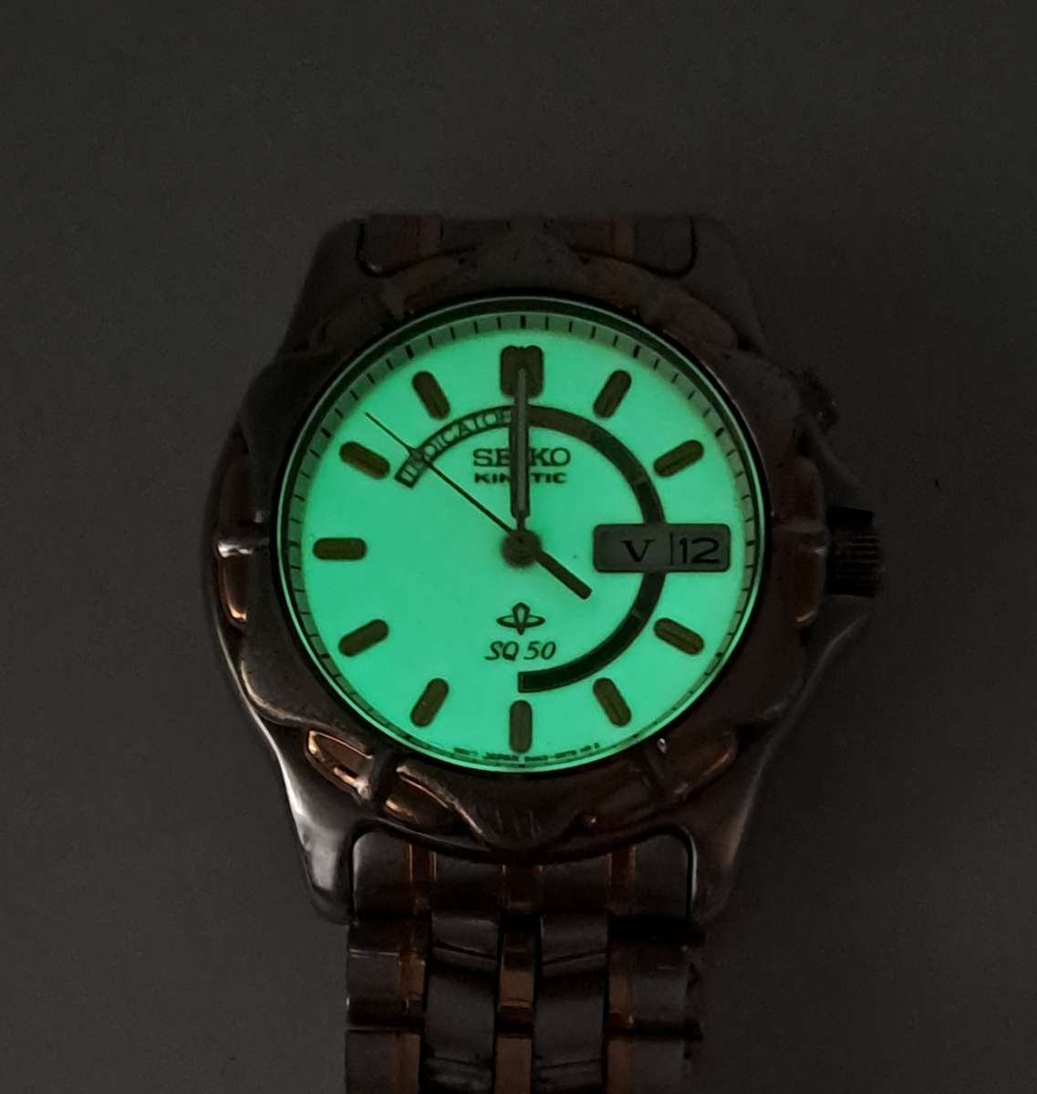 Vintage Seiko Kinetic SQ 50 Men's Watch -Luminated Dial-Not holding Charge