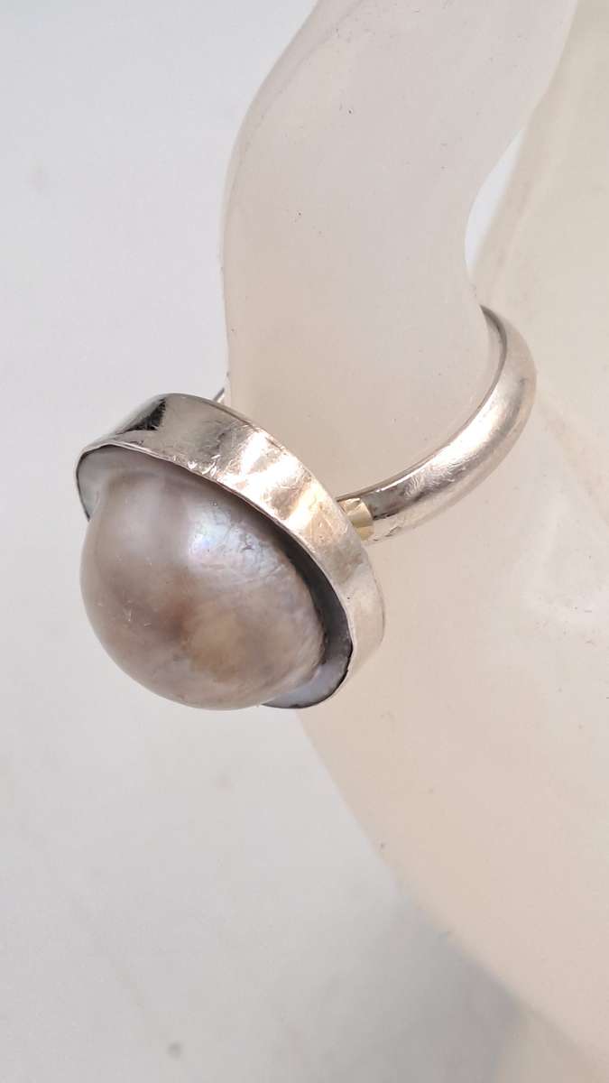 Pre-owned Sterling Silver Pearl ring