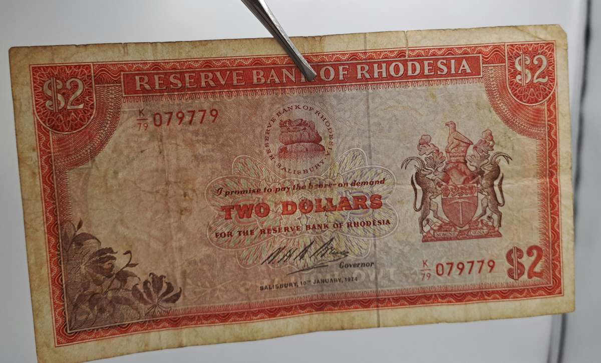 1974 Rhodesia 2 Dollars Bank Note -Rhodes watermark
