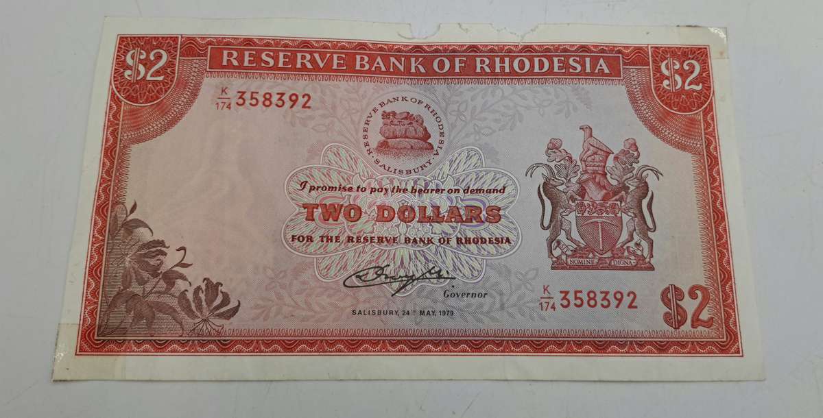 1979 Rhodesia 2 Dollars Bank Note -Bird watermark