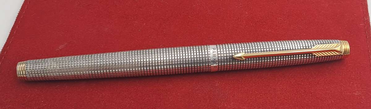 Rare Vintage Parker 75 Sterling Silver Fountain Pen with 14kt Gold Nib