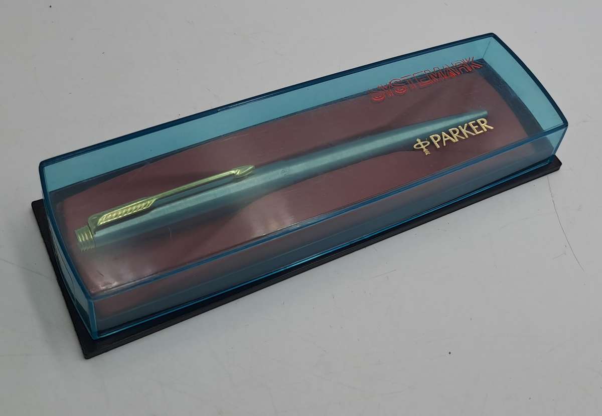Pre-owned Vintage Parker SYSTEMARK Flighter M Pen -Name engraved on the cap