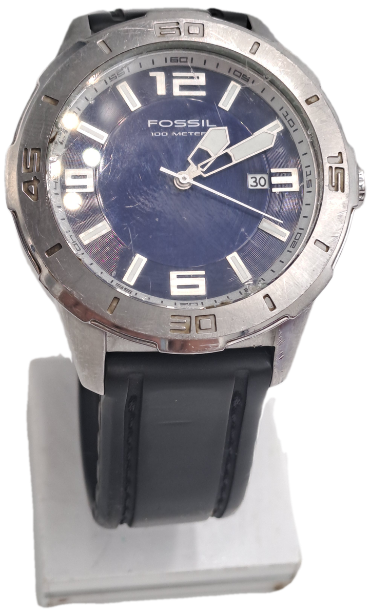 Pre-Owned Men's Quartz Fossil Watch with 22mm rubber band -Working -Cosmetic wear