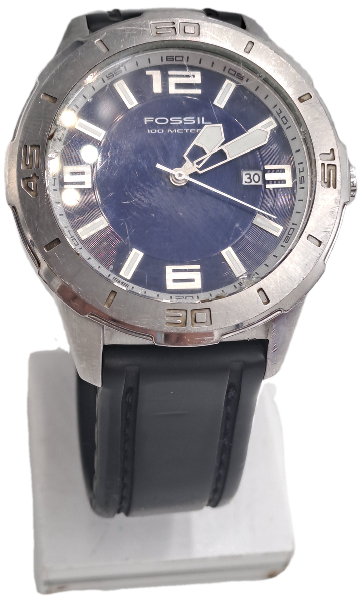 Pre-Owned Men's Quartz Fossil Watch with 22mm rubber band -Working -Cosmetic wear