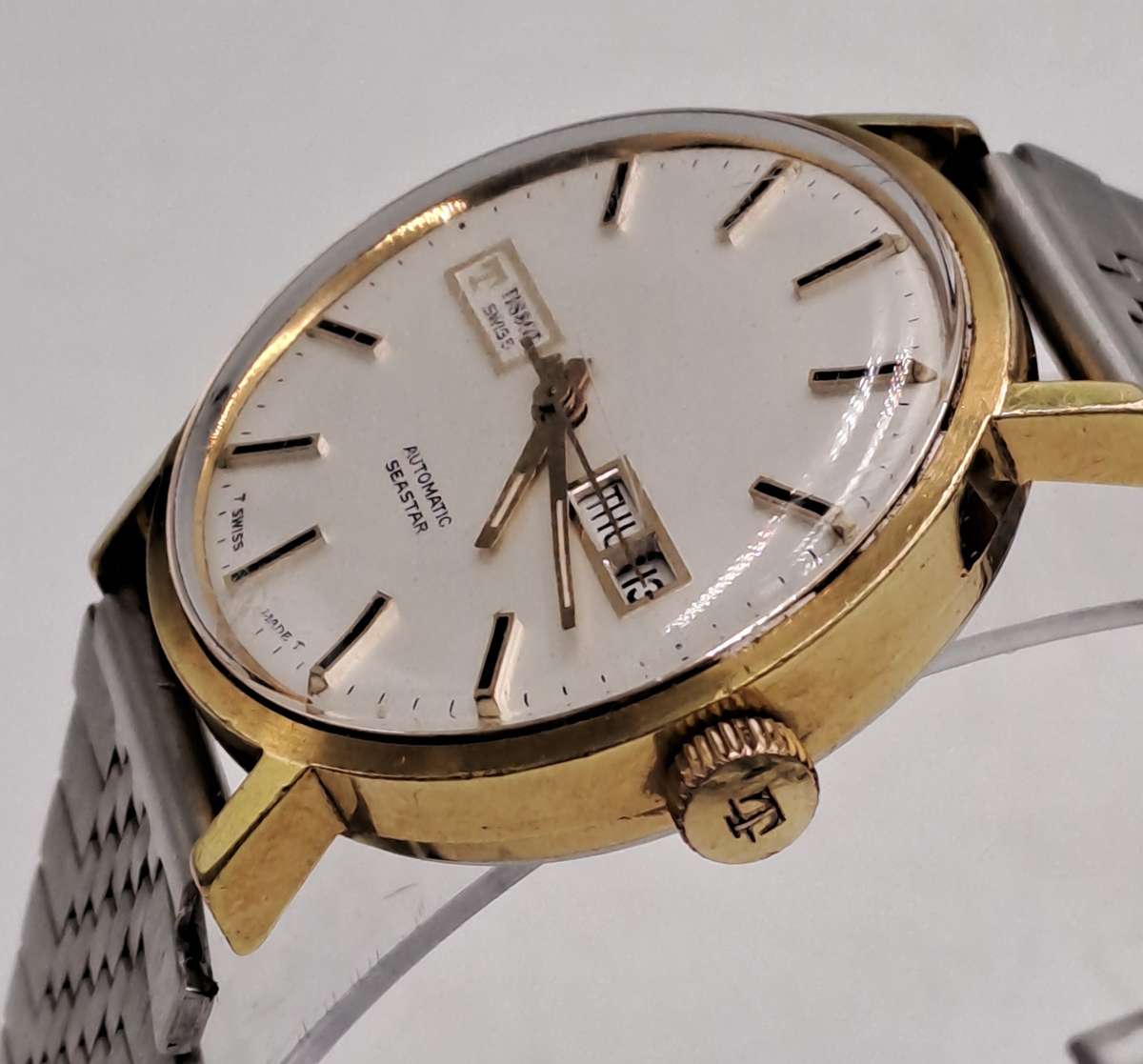 Vintage Swiss Tissot Seastar Day-Date Automatic Watch -Working-Casio strap