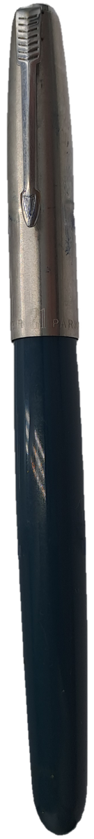 Vintage Parker 21  Fountain Pen with squuese Converter -INK tested