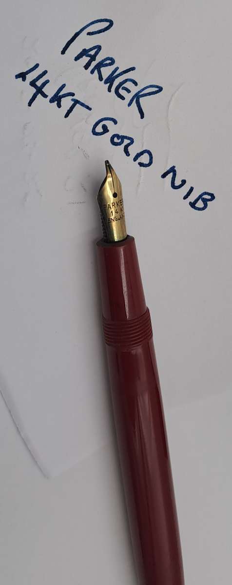 Vintage Ladies Parker 14kt Gold Nib Fountain Pen with squuese Converter -INK tested- 12,5cm