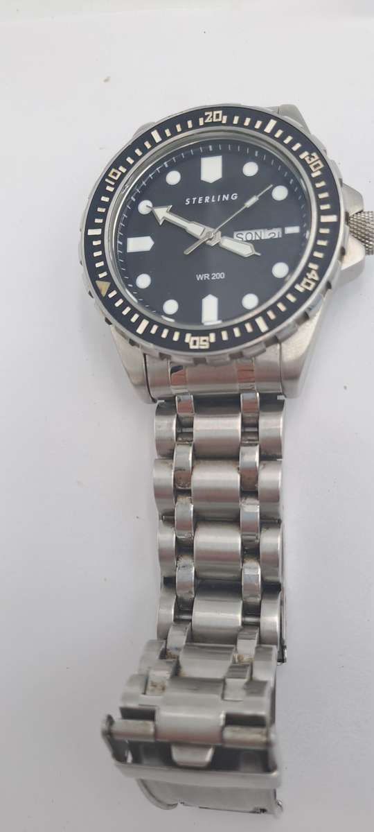 Pre-Owned Mens STERLING 42mm Quartz Watch -NOT WORKING